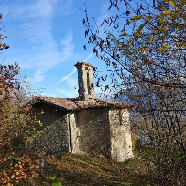 Escursione panoramica tra Fabbrica Cogno e Santuario Annunciata